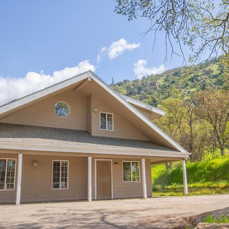 Newly Improved King'S Canyon Farmhouse Retreat - Intro Pricing Villa Yokuts Valley  Exterior photo